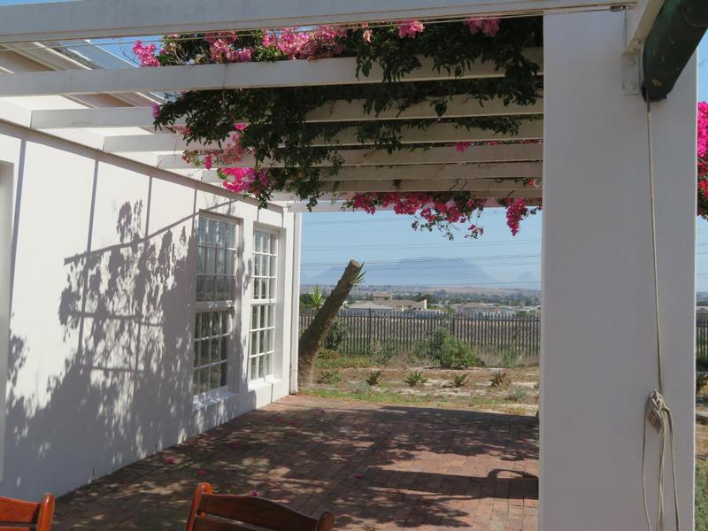 3 Bedroom Property for Sale in Zevenwacht Farm Village Western Cape